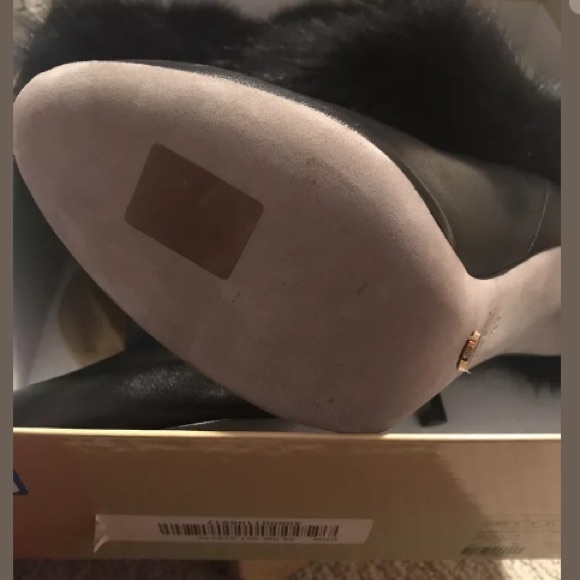 Sergio Rossi Leather Fox Fur Ankle Boot Size 39 - Picture 2 of 8